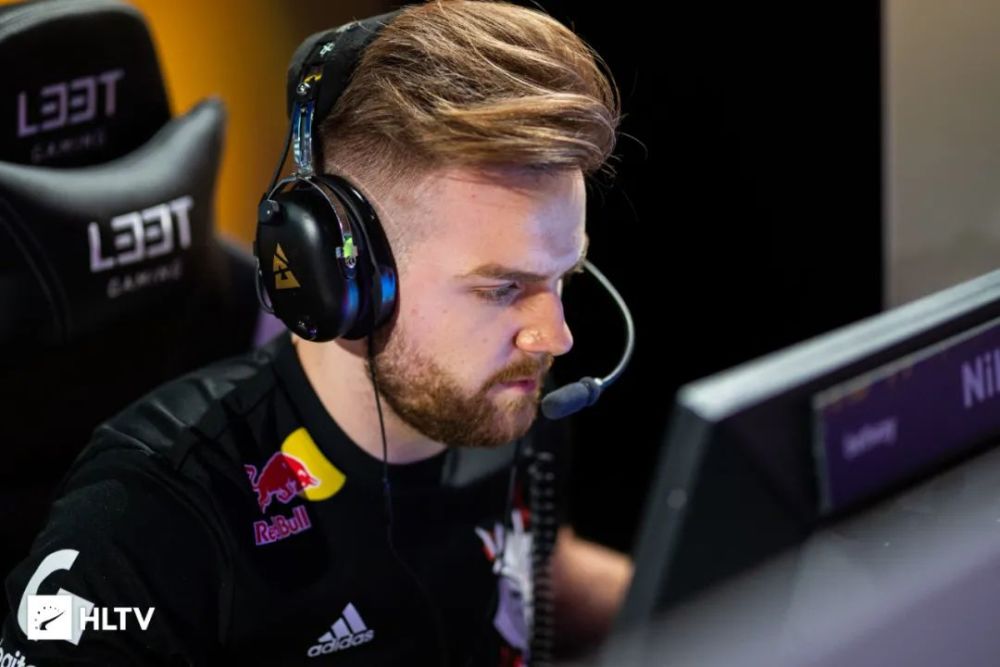 zeal狼人被 Shiro 完全击败；小娜迦，YB遭遇潮汐九抓，未能晋级