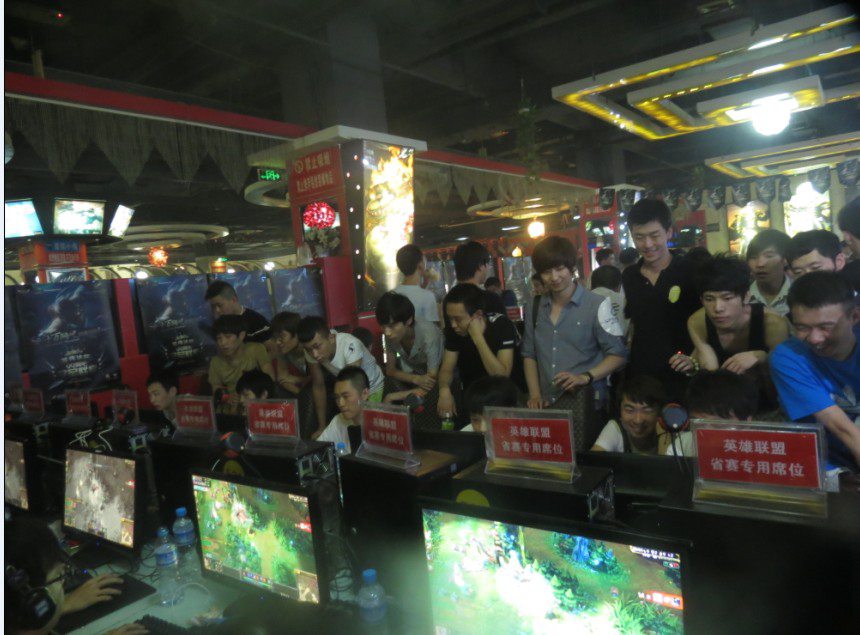 EDward Gaming 晋级2025年曼谷大师赛季后赛